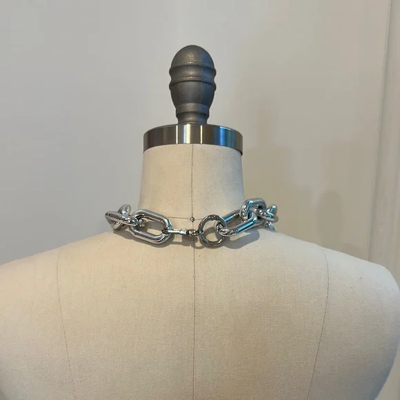 Chunky Silver Chain Necklace - Picture 2 of 3